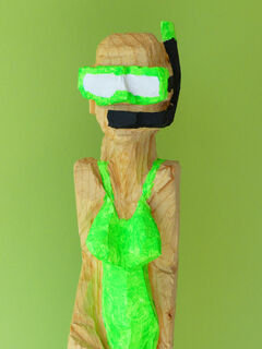 Sculpture "Snorkeler, green" (2022)