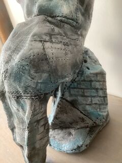 Sculpture "Enveloped by the city III" (2024)