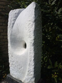 Sculpture "Source" (2007)