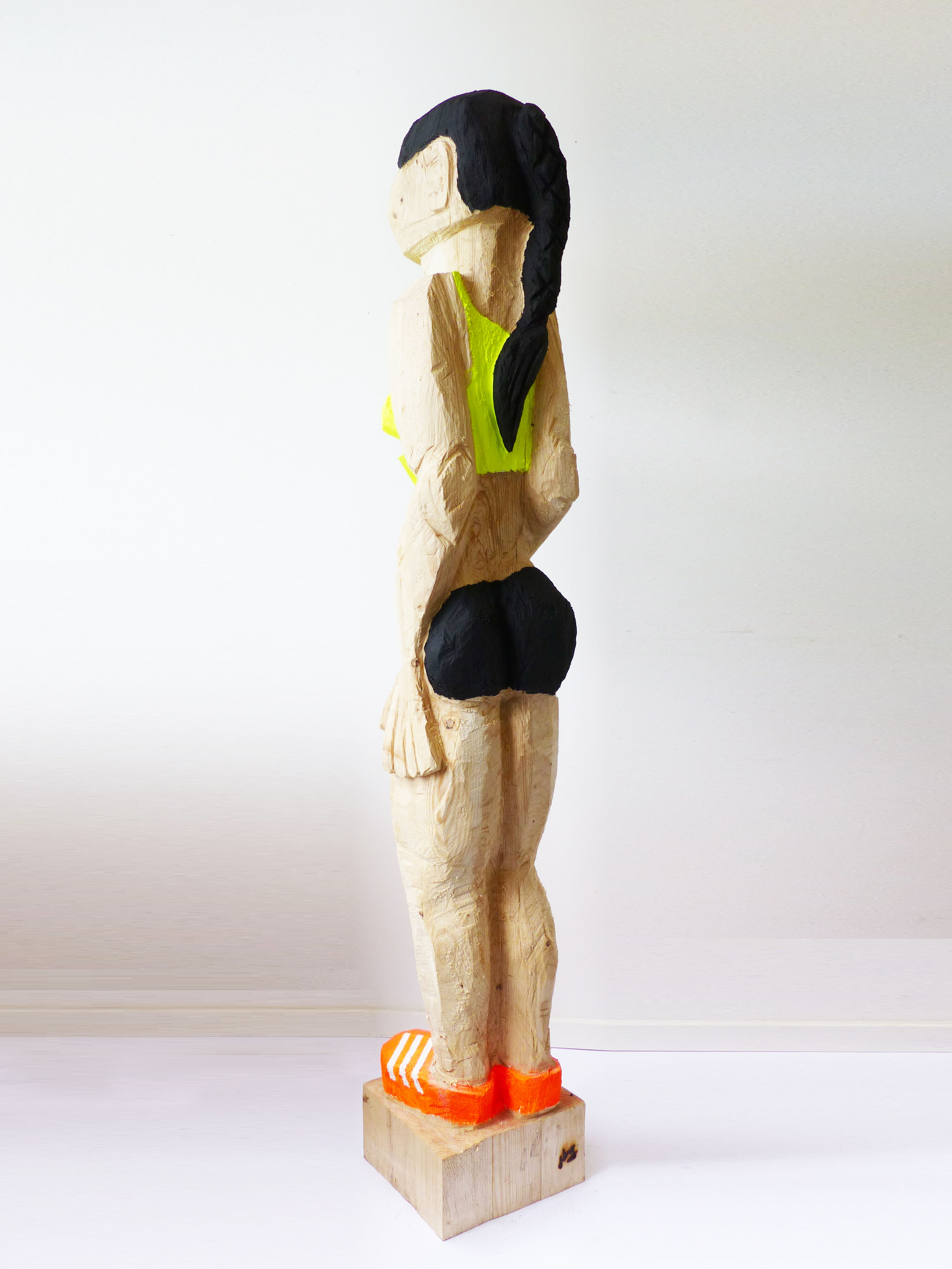 Sculpture "Relay runner" (2022)