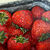 Bild "Erdbeeren in Schale (Werk-Nr. 210404)" (2021)