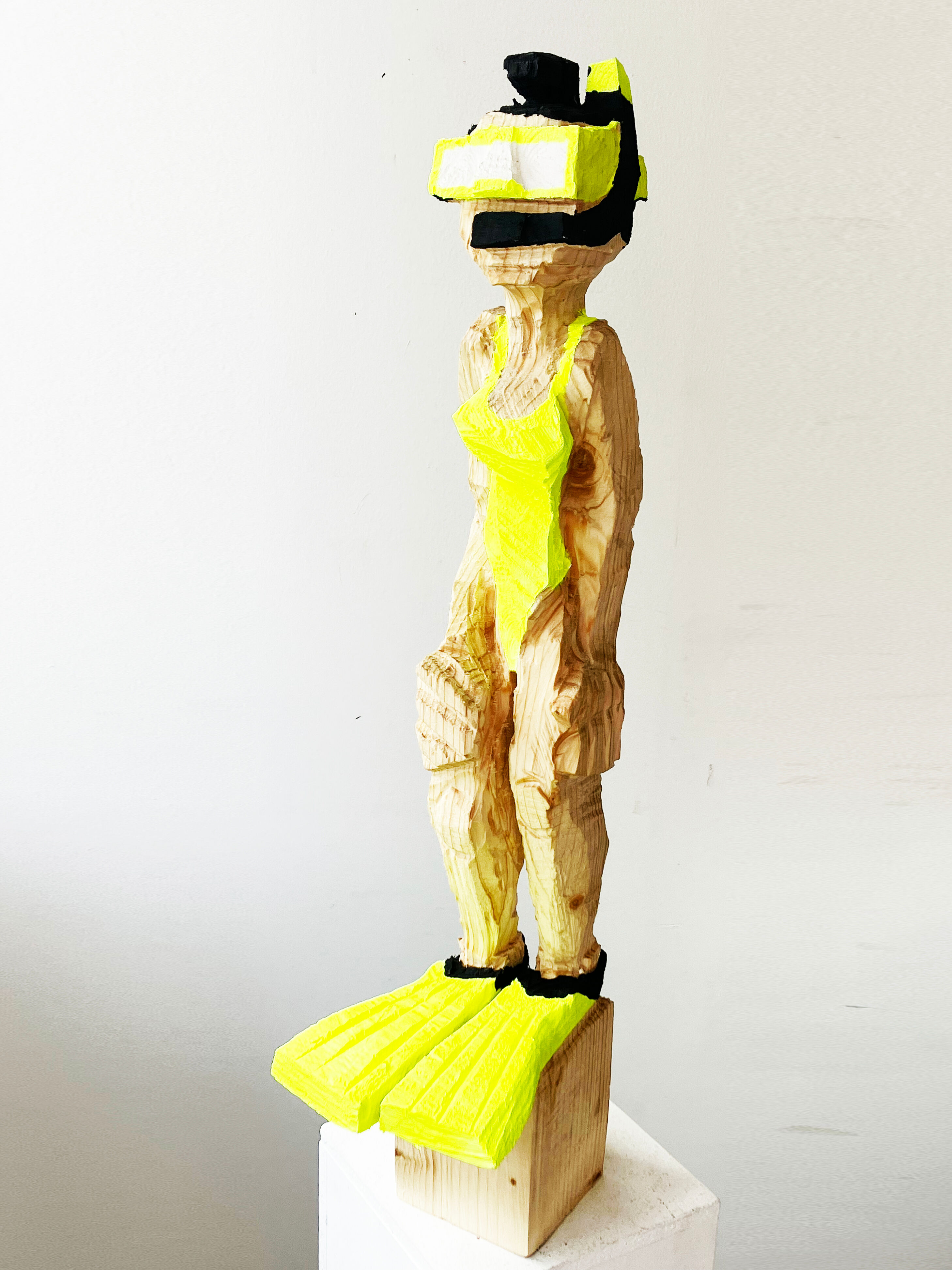 Sculpture "Neon snorkeler" (2024)