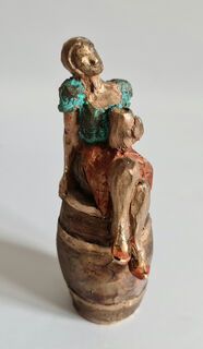 Skulptur "Biermadl (ein bayrisches Mädchen)" (2021)