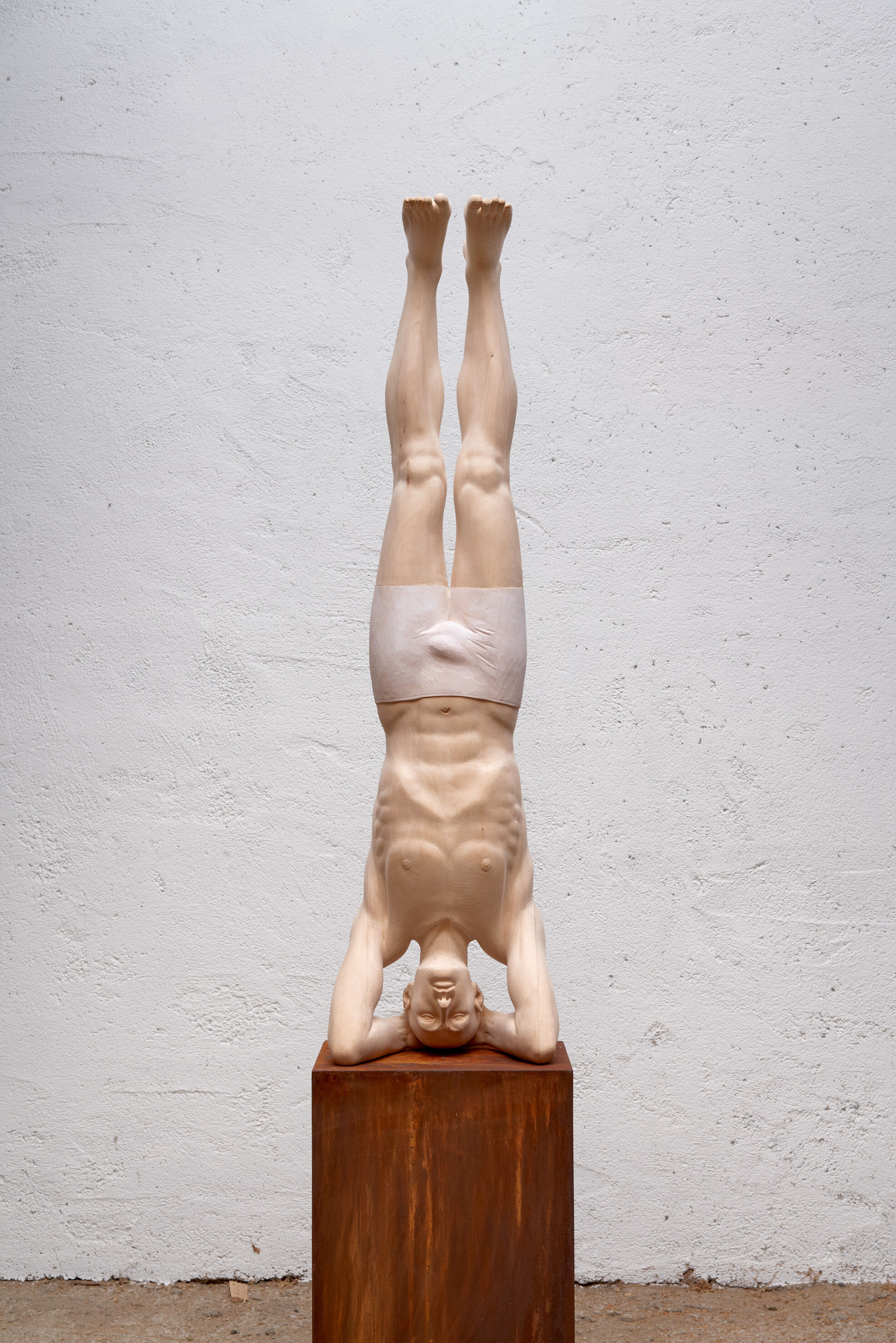 Sculpture "Headstand" (2021)